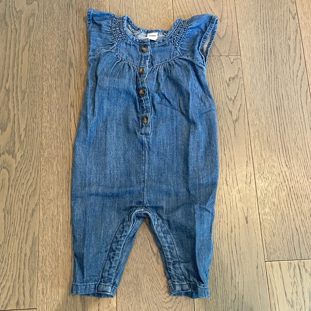 Old navy chambray button jumpsuit